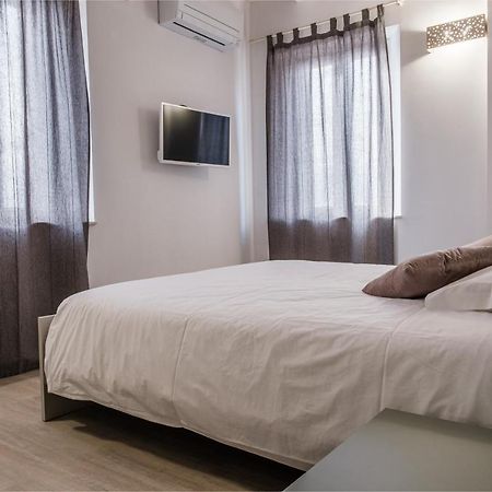 Claudio Rooms Fabbrico Экстерьер фото