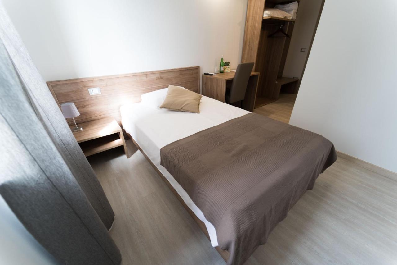 Claudio Rooms Fabbrico Экстерьер фото