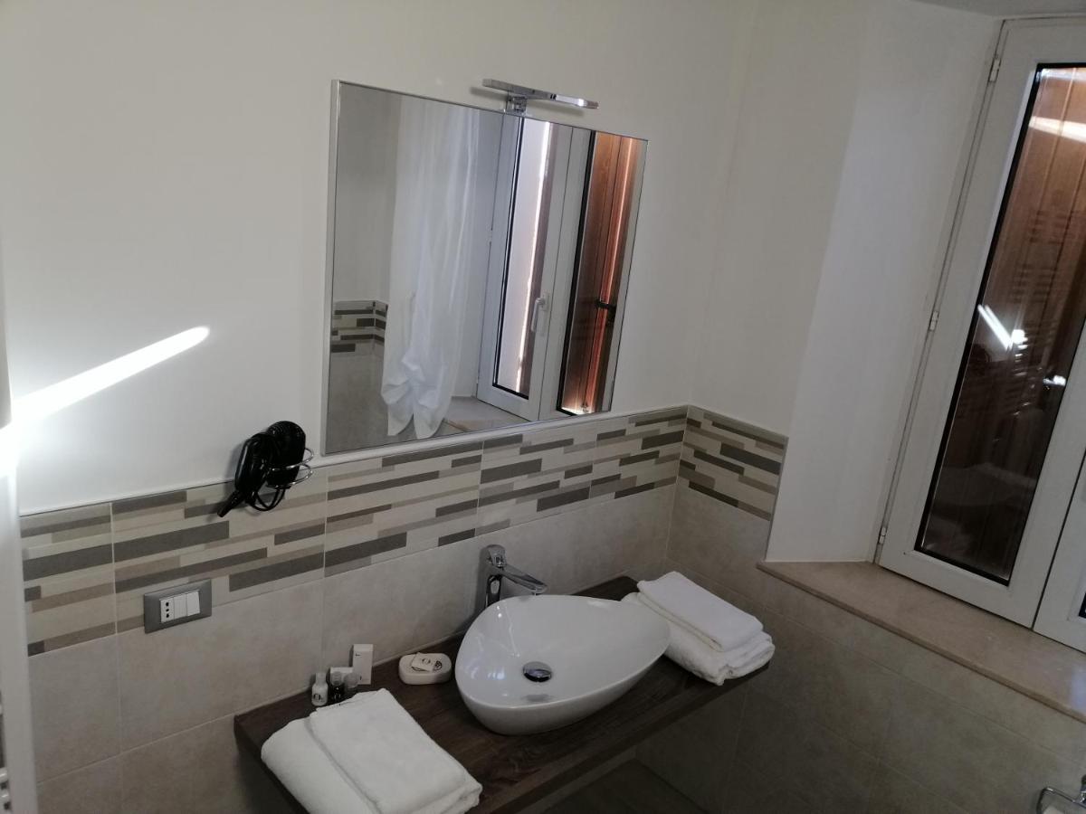 Claudio Rooms Fabbrico Экстерьер фото
